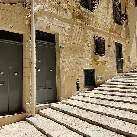 Cove 532 By Savynomad Harbour Residences Wow View Tatil Evi