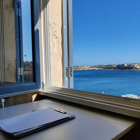 Holiday home Cove 532 By Savynomad Harbour Residences Wow View