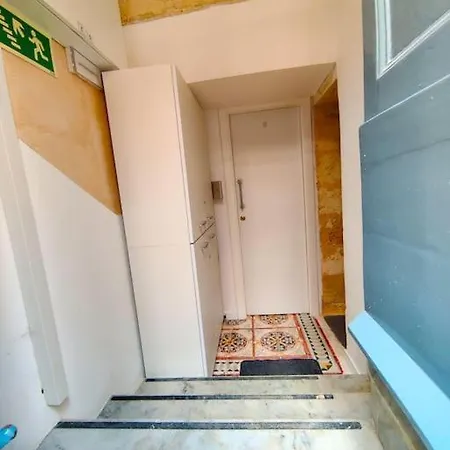 Cove 532 By Savynomad Harbour Residences Wow View